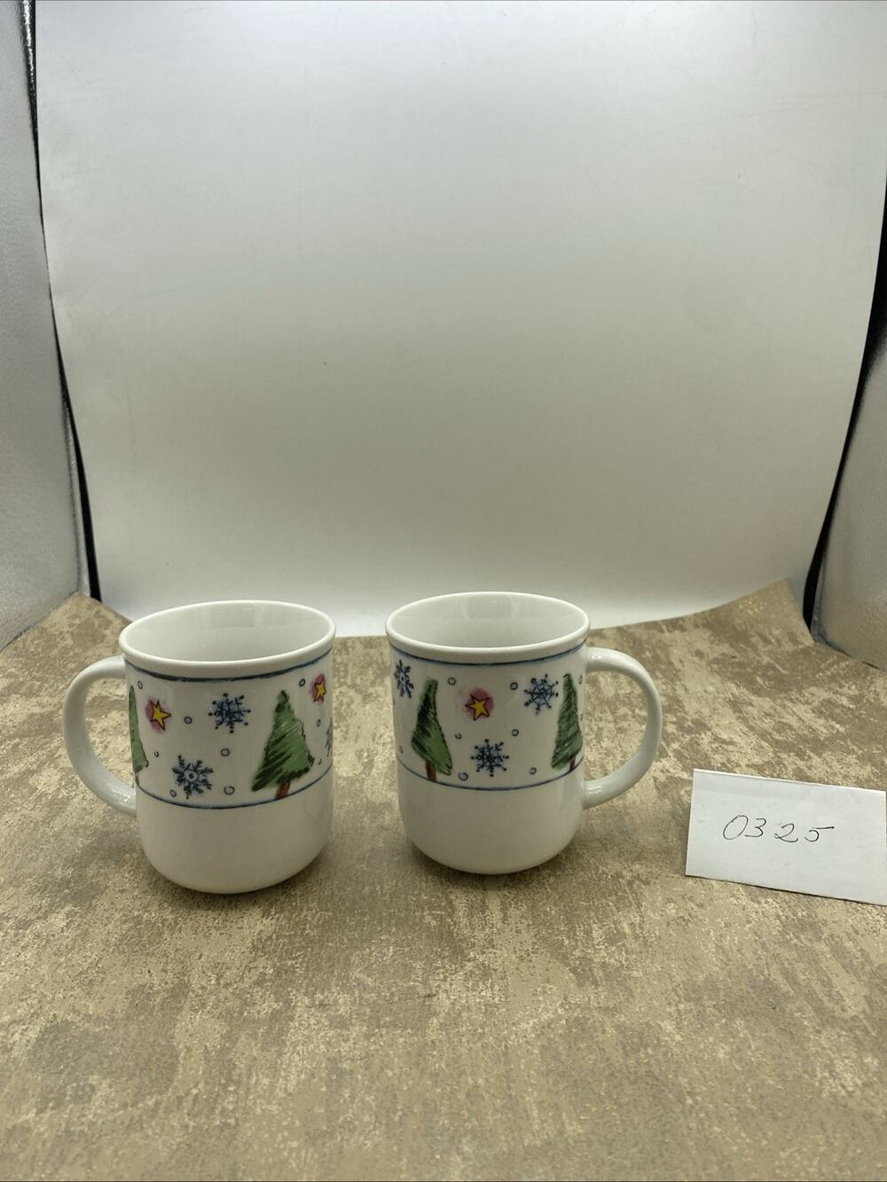 Home Essentials Chilly Ceramic Mug Trees Snow Flakes Set Of 2-3” Diameter 4” T